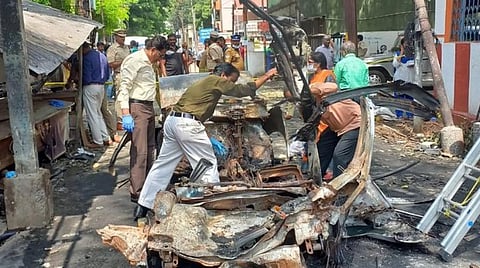 கோவை கார் சிலிண்டர் வெடிப்பு வழக்கில் கைதான 6 பேரில் 3 பேருக்கு டிச. 27-ம் தேதி வரை நீதிமன்ற காவல் நீட்டிப்பு