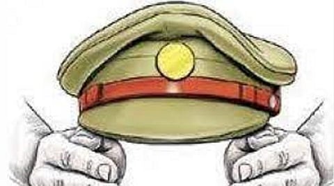 காட்பாடி இளைஞர் கொலை வழக்கில் கொலையாளிகளை பிடிக்க பெங்களூரு, சித்தூர் விரைந்தது தனிப்படை