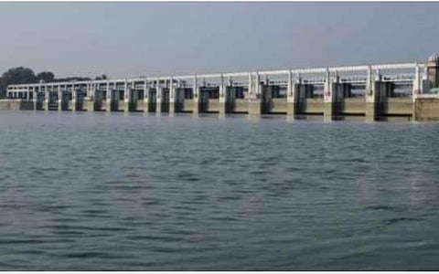 பூண்டி, செம்பரம்பாக்கம் ஏரிகளில் நீர் திறப்பு குறைப்பு: நீர்பிடிப்பு பகுதிகளில் மழை இல்லை