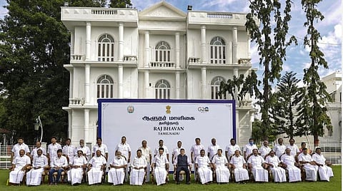 பெரியசாமி, பெரியகருப்பன் உட்பட 10 அமைச்சர்களின் துறைகள் மாற்றம்