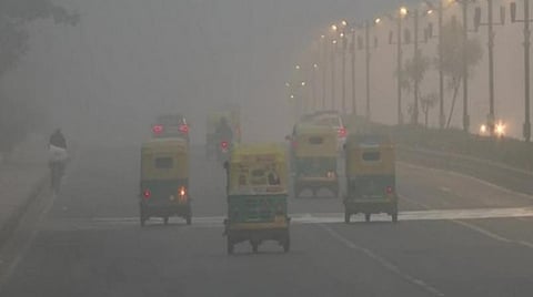டெல்லி சாலை - காலை வேளையில்