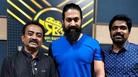 வசனத்துக்கான இடம் இதுதான்! | கே.ஜி.எஃப் - விஜயானந்த் படங்களின் வசனகர்த்தா மதுரகவி பேட்டி