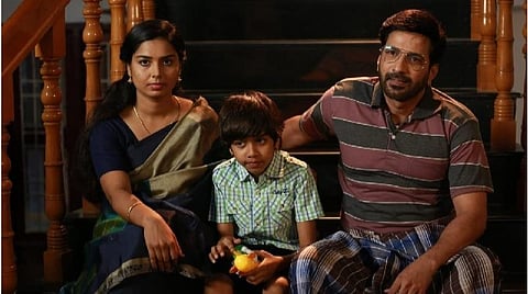 ‘ரூட் நம்பர் 17’ படத்துக்காக பூமிக்கு அடியில் குகை செட்