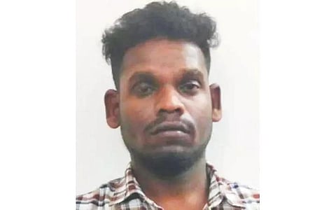 சென்னை | கைதிகள் அழைத்து செல்லப்பட்ட போலீஸ் வேனுக்குள் கஞ்சா பொட்டலம் வீச்சு