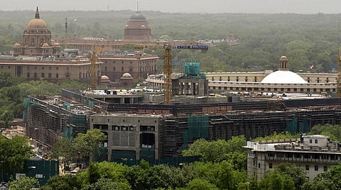 இம்மாத இறுதியில் புதிய நாடாளுமன்ற கட்டிடம் தயார் - அரசு வட்டாரங்கள் தகவல்
