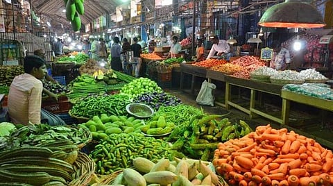 கோயம்பேடு காய்கறி சந்தைக்கு இன்று விடுமுறை