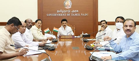 முதல்வர் தலைமையில் நடைபெற்ற ஆலோசனைக் கூட்டம்