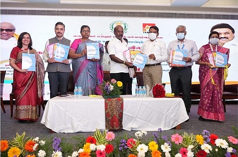 சென்னையில் நடந்த கருத்தரங்கில் பங்கேற்று கையேட்டினை வெளியிட்ட அமைச்சர் மா.சுப்பிரமணியன்