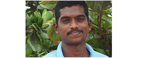இந்திய கடற்படைத் தேர்வாகியுள்ள தஞ்சை இளைஞர் முத்துப்பாண்டி