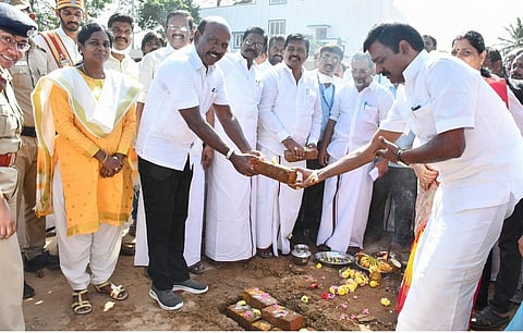 அடிக்கல் நாட்டும் நிகழ்ச்சியில் கலந்து கொண்ட மா.சுப்பிரமணியன்