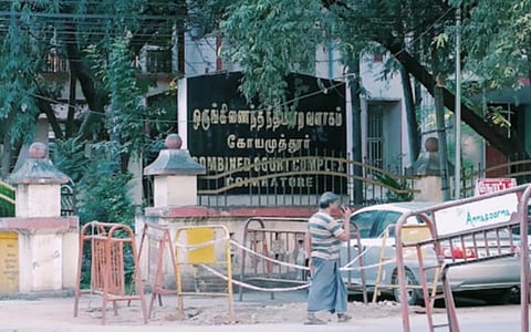 சின்னதடாகம் ஊராட்சி தலைவர் தேர்தல் - மறுவாக்கு எண்ணிக்கையில் அதிமுக ஆதரவு வேட்பாளர் வெற்றி செல்லும் என கோர்ட் உத்தரவு