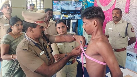 சீருடைப் பணிக்கான உடல் தகுதித் தேர்வு தொடக்கம்: விருதுநகரில் 400 பேர் பங்கேற்பு
