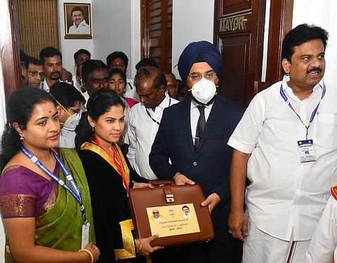 பட்ஜெட் உரையுடன் மேயர் பிரியா