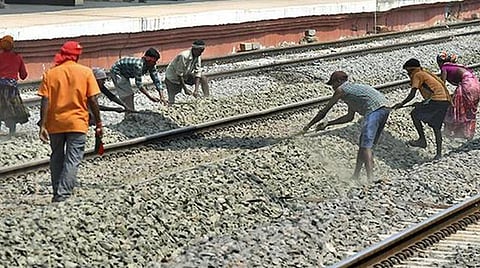 தண்டவாள பராமரிப்பு பணி காரணமாக இன்டர்சிட்டி, ஏற்காடு உட்பட விரைவு ரயில் சேவையில் மாற்றம்