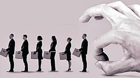 மன்னிக்கவும், உங்களை வேலையிலிருந்து நீக்குகிறோம்