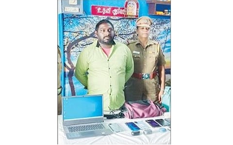 ரயிலில் திருடியதாக கைது செய்யப்பட்ட ஹரீஷ் பாபு .