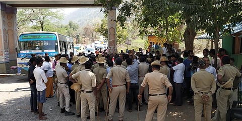 தமிழக கர்நாடக எல்லையில் உள்ள பாலாறு சோதனைச் சாவடி | கோப்புப்படம்