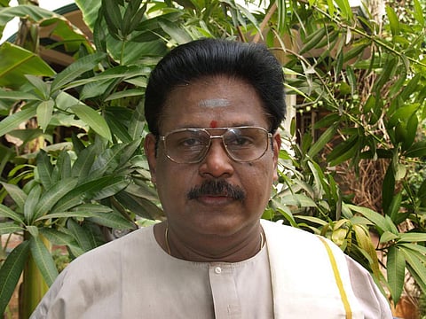 தமிழை மட்டுமே நம்பி வளர விரும்புகிறேன்: பாராட்டு விழாவில் சுகி சிவம் பேச்சு