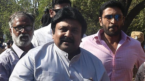 நடிகர் பிரபு சிறுநீரகப் பிரச்சினை காரணமாக மருத்துவமனையில் அனுமதி
