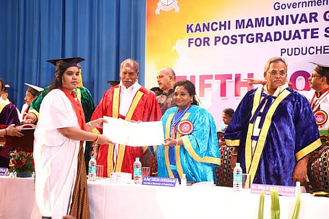 நிகழ்வில் புதுவை முதல்வர் ரங்கசாமி, ஆளுநர் தமிழிசை