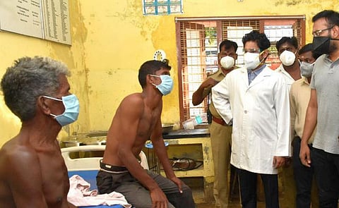 தரங்கம்பாடி மீனவர்கள் 6 பேர் மீது இலங்கை கடற்படையினர் தாக்குதல்: ஜிபிஎஸ் கருவிகளைப் பறித்துச் சென்றனர்