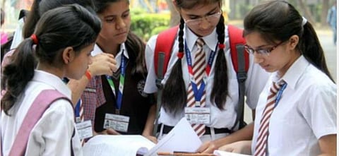 சிபிஎஸ்இ வினாத்தாள் கசிந்துவிட்டதாக வதந்தி