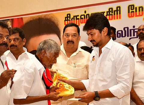 கரூரில் திமுக நிர்வாகிகள் 1,000 பேருக்கு பொற்கிழி வழங்குகிறார் அமைச்சர் உதயநிதி