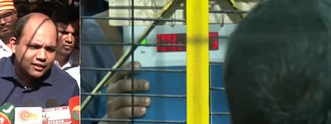 மாவட்ட தேர்தல் அலுவலர் கிருஷ்ணனுண்ணி