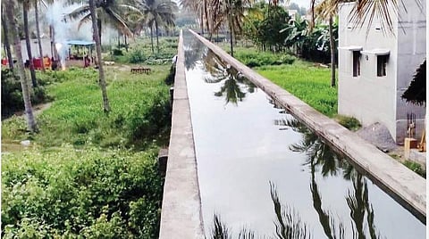 கிருஷ்ணகிரி | வேலம்பட்டி அருகே தொட்டி பாலம் நீட்டிப்பு பணிக்கு ரூ.2.21 கோடி - 10 ஆண்டாக காத்திருந்த விவசாயிகள் மகிழ்ச்சி