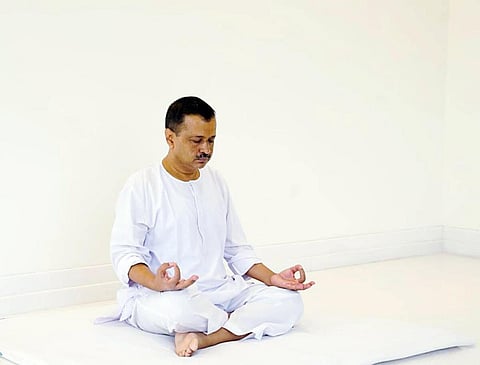 ஹோலி கொண்டாட்டம் இல்லை - முதல்வர் கேஜ்ரிவால் 7 மணி நேரம் தியானம்