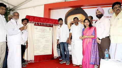 சென்னை | ரூ.369 கோடி மதிப்பில் 3 புதிய பாலங்கள்: அமைச்சர்கள் நேரு, உதயநிதி அடிக்கல் நாட்டினர்