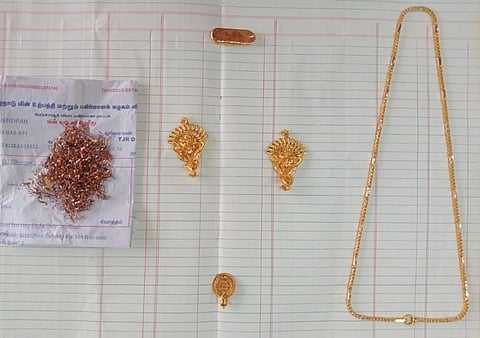 மீட்கப்பட்ட நகைகள்
