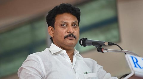 அரசுப் பள்ளிகளுக்கு முன்னாள் மாணவர்கள் நன்கொடை வழங்க வேண்டும்: அமைச்சர் அன்பில் மகேஸ் வேண்டுகோள்
