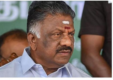 இலங்கை கடற்படையால் கைது செய்யப்பட்ட 16 மீனவர்கள், படகை விடுவிக்க நடவடிக்கை: வெளியுறவுத்துறை அமைச்சருக்கு ஓபிஎஸ் கடிதம்