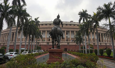 தேசிய கலாச்சார பல்கலைக்கழகம் அமைக்க வேண்டும் - மத்திய அரசுக்கு நாடாளுமன்றக் குழு பரிந்துரை