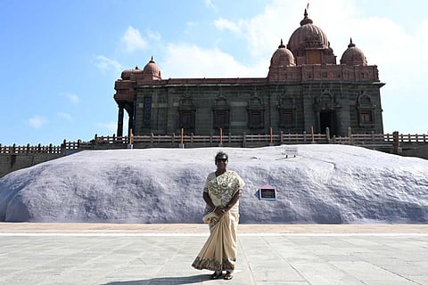 விவேகானந்தர் மண்டபம் வந்ததை பாக்கியமாக உணர்கிறேன் - குடியரசுத் தலைவர் பதிவு