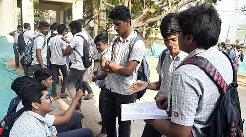 சிபிஎஸ்இ பள்ளிகளில் புதிய பாடத்திட்டம்