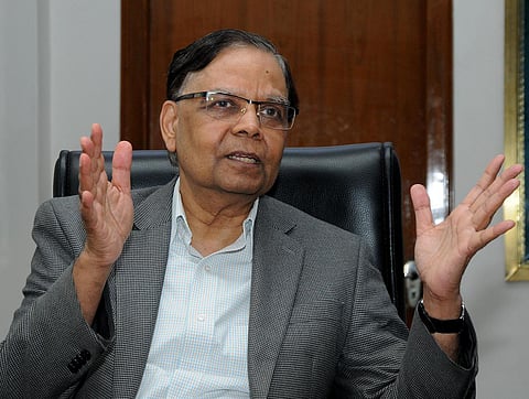 கரோனா பரவல் காலத்தில் வறுமை அதிகரிக்கவில்லை - பனகரியாவின் ஆய்வறிக்கையில் தகவல்