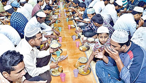 இப்தார் நோன்பும் இன்றைய அரசியலும்