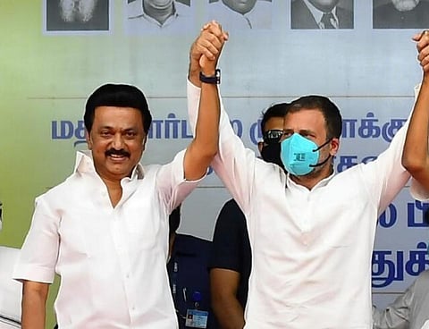 மு க ஸ்டாலின் மற்றும் ராகுல் காந்தி
