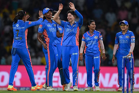 WPL 2023 எலிமினேட்டர் | உ.பி. வாரியர்ஸை வீழ்த்தி பைனலுக்கு முன்னேறியது மும்பை இந்தியன்ஸ்