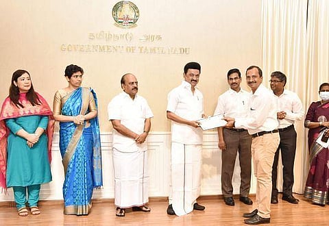 சிறு, குறு நிறுவனங்கள் துறை சார்பில் மாவட்டம் தோறும் ஏற்றுமதி ஊக்குவிப்பு மையங்கள்: முதல்வர் ஸ்டாலின் திறந்து வைத்தார்