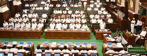 பேரவையில் முதல்வர் பேச்சு