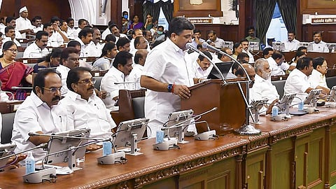 அவுட்சோர்சிங் நியமனம் குறித்த அமைச்சரின் பேச்சுக்கு தலைமைச் செயலக சங்கம் கண்டனம்