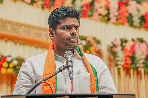 பாஜகவின் சாதனைகள் மக்களிடம் சென்றடைய வேண்டும் - நிர்வாகிகளுக்கு அண்ணாமலை அறிவுறுத்தல்