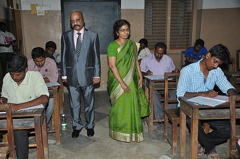 தேர்வு முடிவு வெளியாகி 5 மாதங்களாகியும் கணினி தேர்வு தேர்ச்சி சான்றிதழ் கிடைக்காமல் அவதி