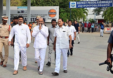 தெலங்கானா பாஜக தலைவர் ஜாமீனில் விடுதலை