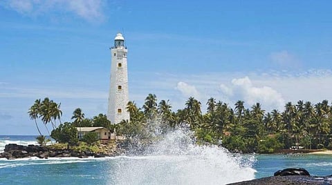 இலங்கையின் தென்முனையான தொன்ட்ரா விரிகுடா கடற்பகுதி.
