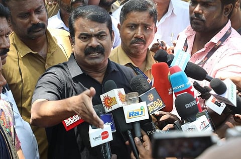 “வெற்றிமாறன் மனித வடிவில் இருக்கும் மிருகம்; அவரின் உழைப்பு பாராட்டத்தக்கது” - சீமான்