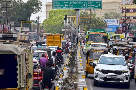 யாசகத்தில் குழந்தைகள் ஈடுபடுத்தப்படுவது அதிகரிப்பு: மதுரையில் 5 ஆண்டுகளில் 113 குழந்தைகள் மீட்பு - ஆர்டிஐ அதிர்ச்சி